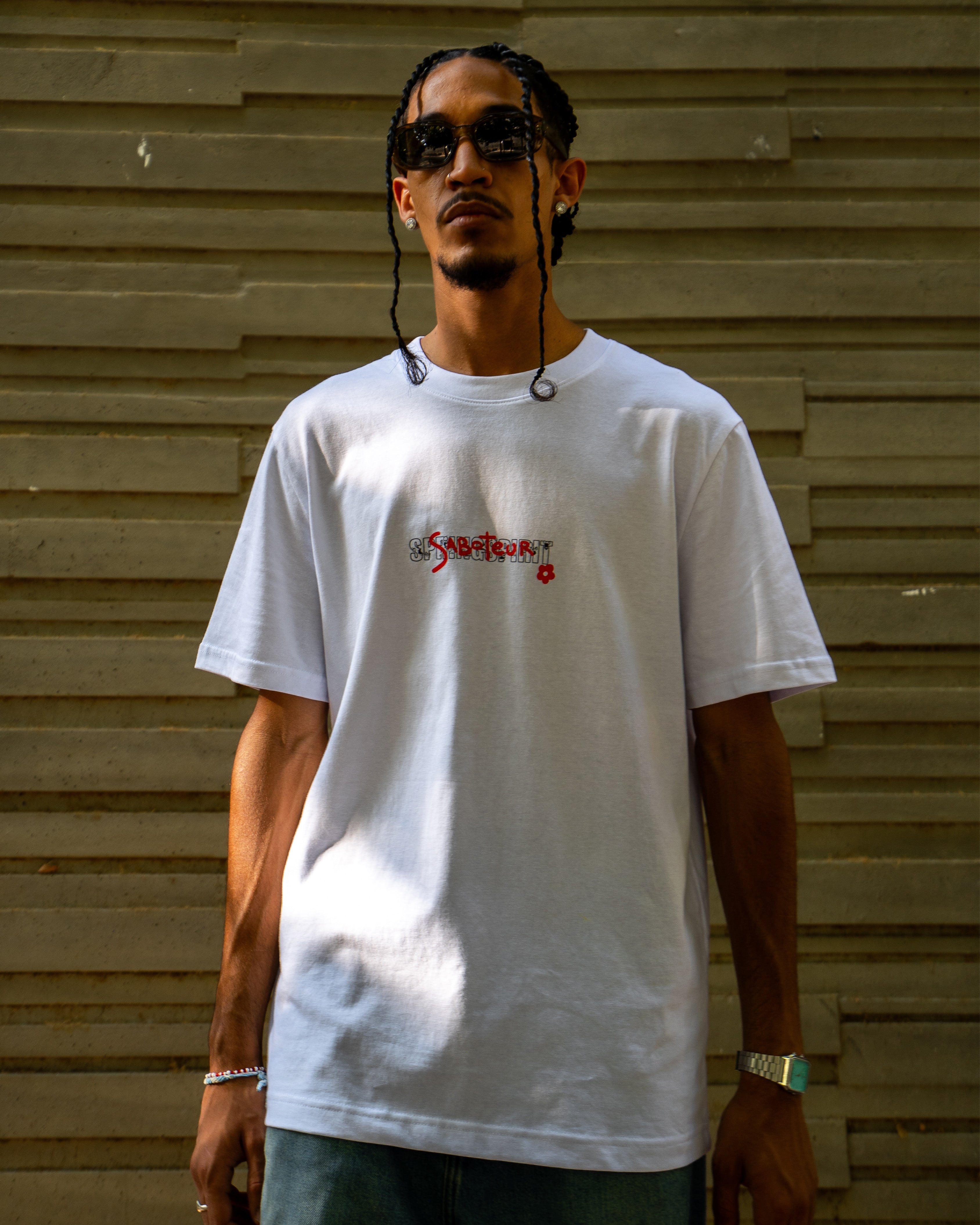 SABOTEUR - T-SHIRT - WHITE